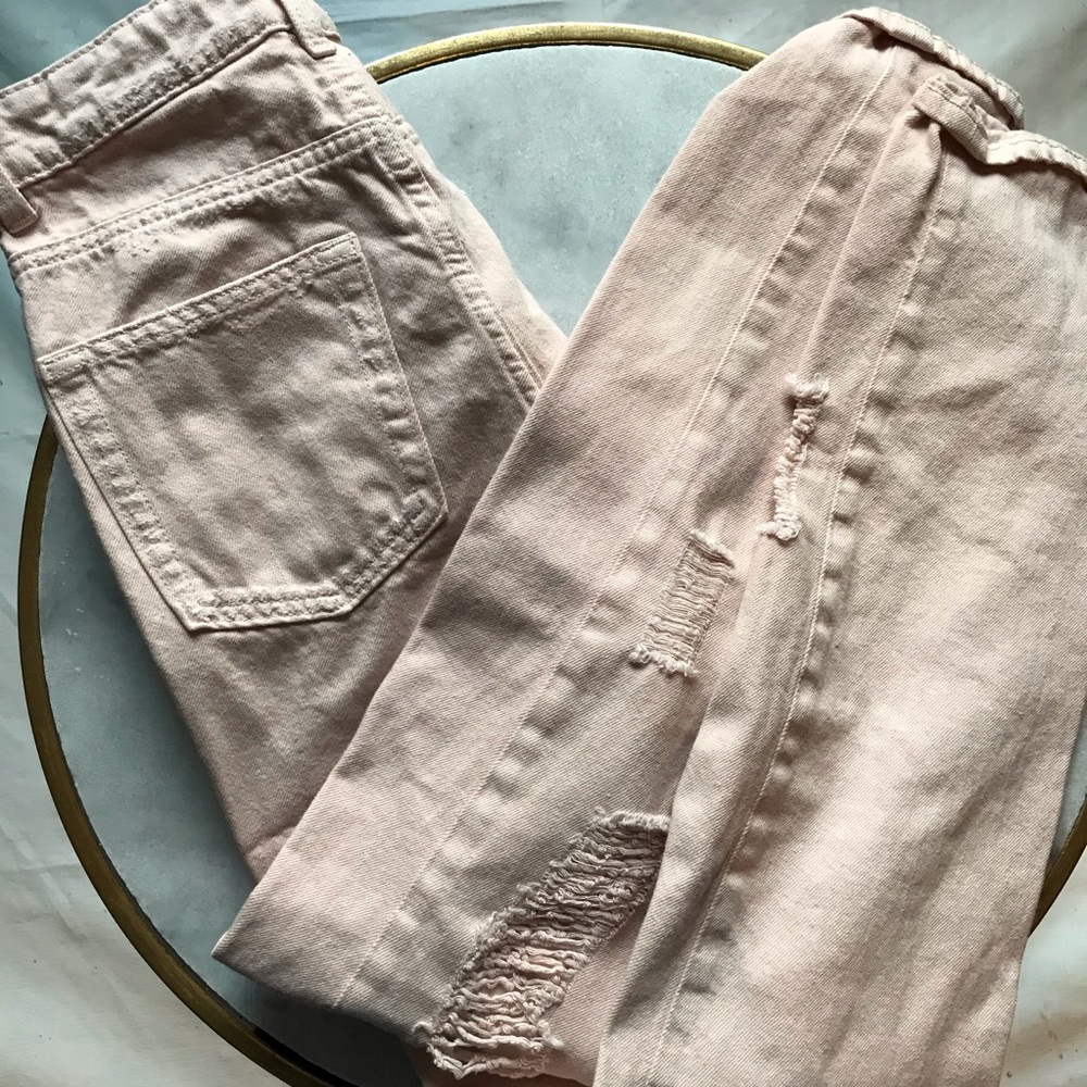 Divided distressed pastel pink jeans